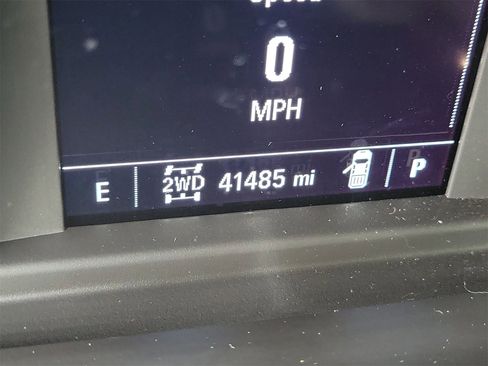 Used 2020 Chevrolet Silverado 2500 Custom w/ Custom Value Package image 25