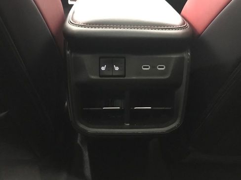 Used 2024 Dodge Charger R/T w/ Plus Group image 26