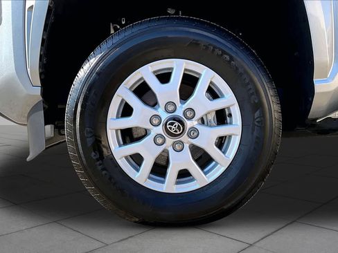 Used 2025 Toyota Tacoma SR5 RWD image 12