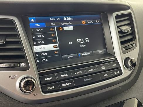 Used 2016 Hyundai Tucson Limited image 7