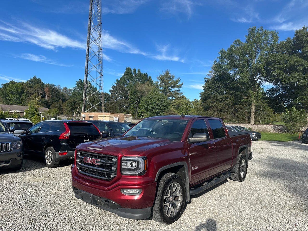 Used 2017 GMC Sierra 1500 SLT AWD/4WD image 1