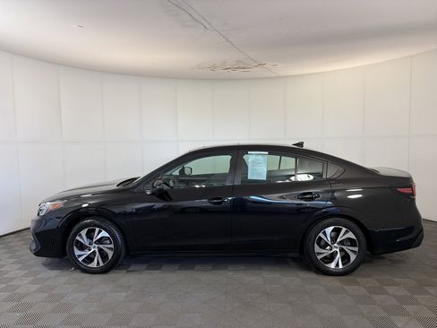 Used 2023 Subaru Legacy Premium image 8