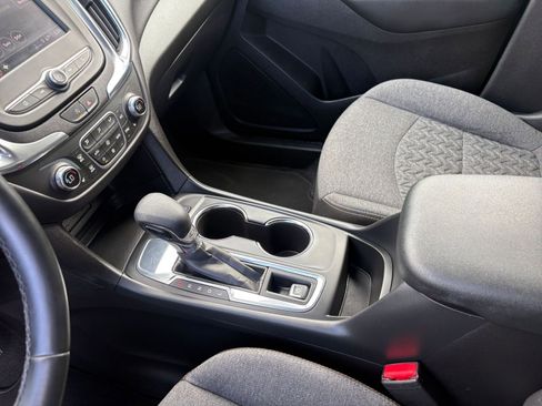 Used 2024 Chevrolet Equinox LT FWD image 44