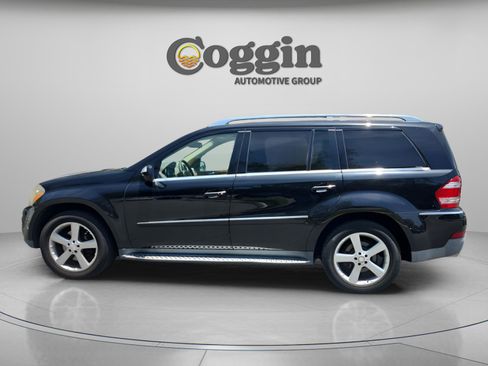 Used 2009 Mercedes-Benz GL 450 4MATIC image 2