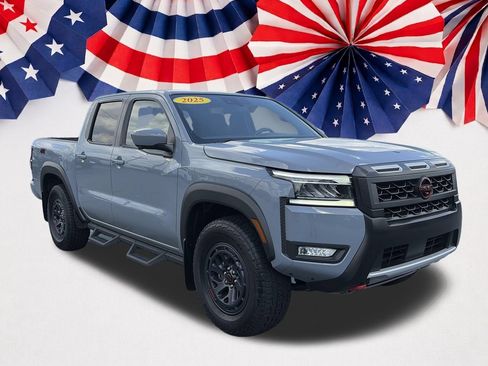 Certified 2025 Nissan Frontier PRO-4X w/ Pro Convenience Package AWD/4WD image 7