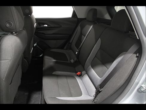 Certified 2023 Chevrolet TrailBlazer LT w/ Convenience Package FWD image 18