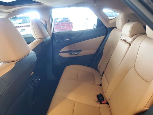 Used 2025 Lexus NX 250 FWD w/ Accessory Package (Z1) image 15