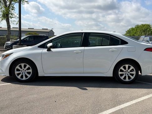 Certified 2024 Toyota Corolla LE image 10