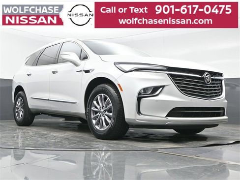Used 2023 Buick Enclave Essence image 27