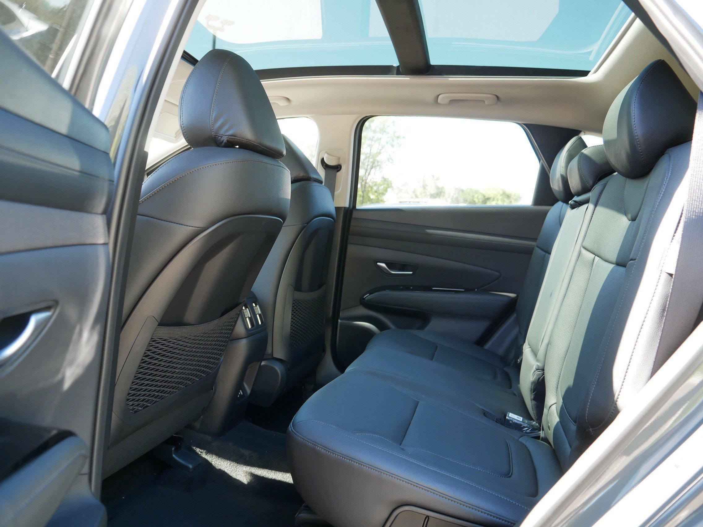 New 2026 Hyundai Tucson Limited AWD/4WD image 6