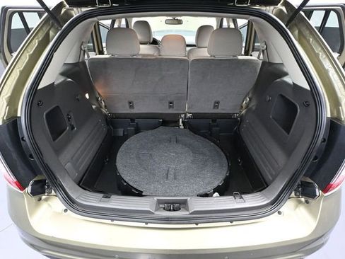 Used 2013 Ford Edge SEL image 32