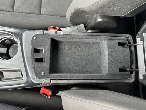 Used 2023 Dodge Durango SXT image 30