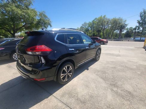 Used 2017 Nissan Rogue SL AWD/4WD image 48