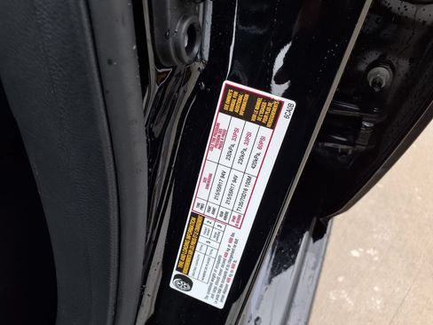 Used 2025 Nissan Altima 2.5 SV FWD image 31