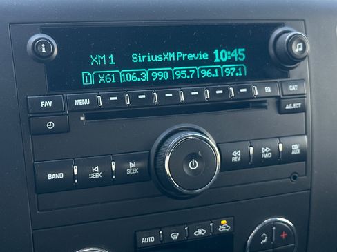 Used 2013 Chevrolet Silverado 2500 LT w/ Interior Plus Package image 17