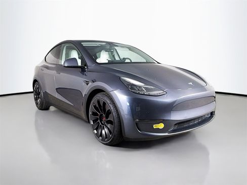Used 2022 Tesla Model Y Performance image 1