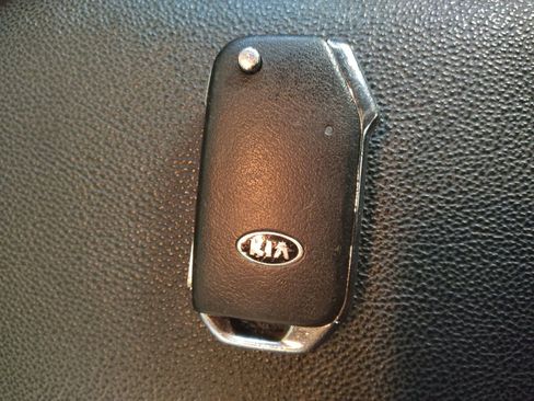 Used 2019 Kia Forte Sedan FWD image 32