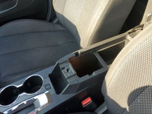 Used 2017 GMC Terrain SLE w/ Convenience Package image 16