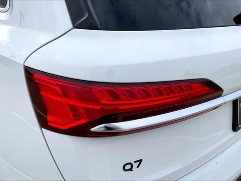 Used 2025 Audi Q7 3.0T Premium Plus AWD/4WD image 28