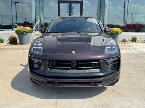 Certified 2024 Porsche Macan S image 10