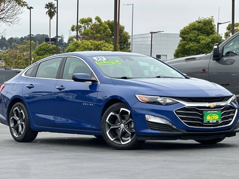 Used 2023 Chevrolet Malibu LT FWD image 2