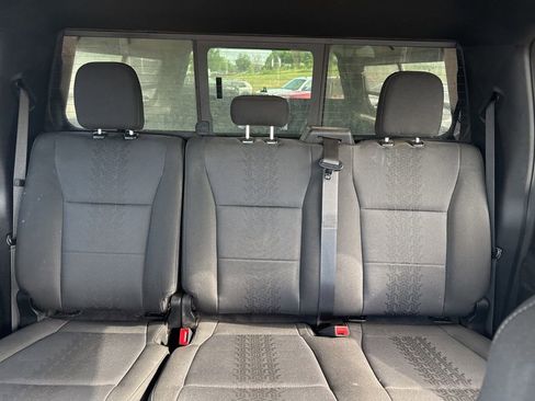 Used 2019 Ford F150 XLT w/ Equipment Group 302A Luxury AWD/4WD image 21