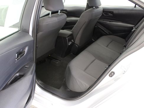 Used 2025 Toyota Corolla LE FWD image 23