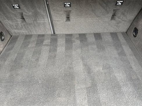 Used 2022 Buick Envision Essence w/ Sport Touring Package image 17