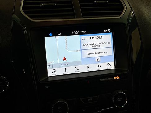 Used 2019 Ford Explorer XLT w/ Equipment Group 202A AWD/4WD image 15