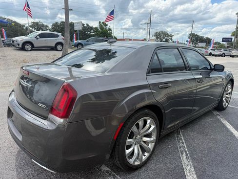 Used 2016 Chrysler 300 S RWD image 5