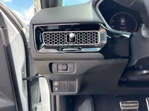 Used 2022 Honda Civic Sport image 10