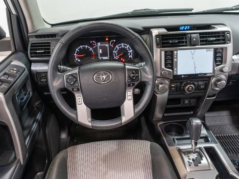 Used 2022 Toyota 4Runner SR5 image 11
