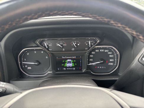 Used 2023 GMC Sierra 2500 AT4 w/ AT4 Preferred Package image 13