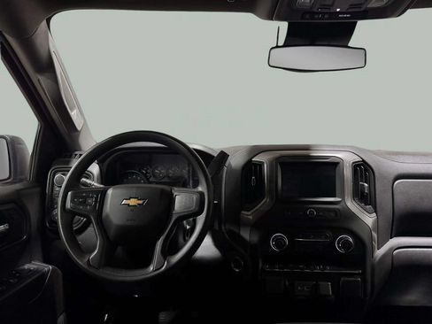 Used 2022 Chevrolet Silverado 1500 Custom AWD/4WD image 17