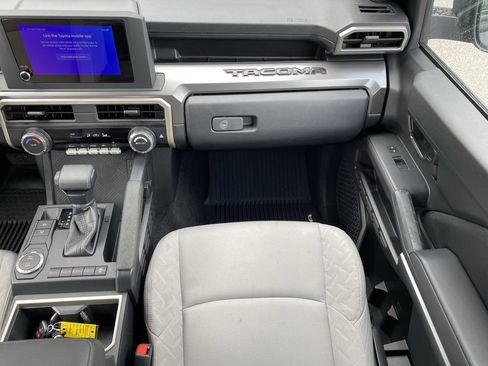 Used 2024 Toyota Tacoma SR5 RWD image 17