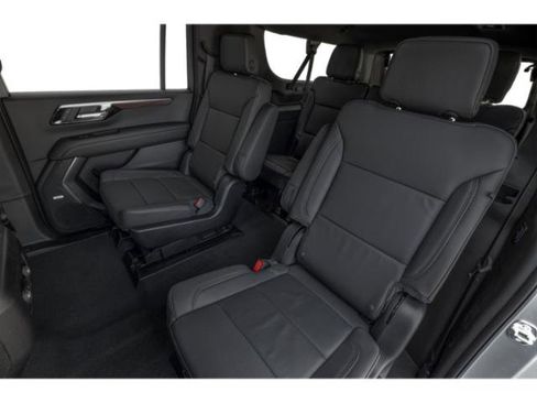 New 2026 Chevrolet Suburban LT w/ Comfort Package image 19