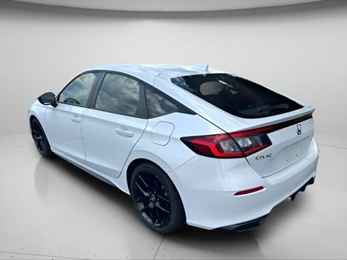 Used 2024 Honda Civic Sport image 8