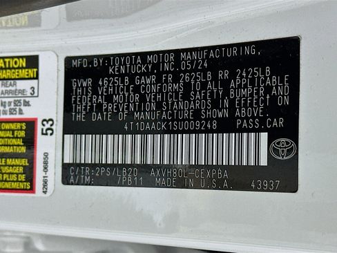 Used 2025 Toyota Camry XSE image 12