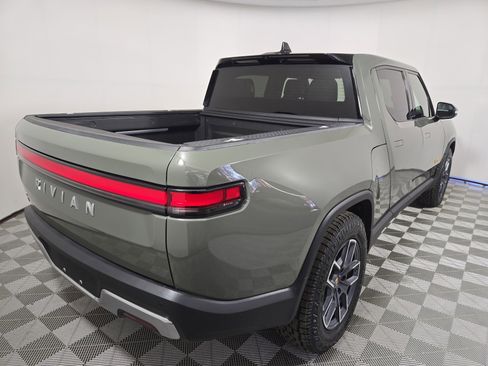 Used 2022 Rivian R1T Launch Edition image 5