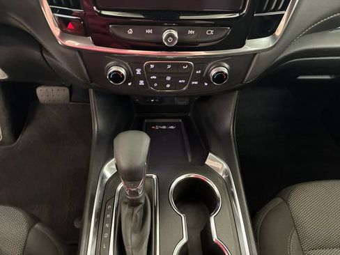 Certified 2023 Chevrolet Traverse LT AWD/4WD image 21