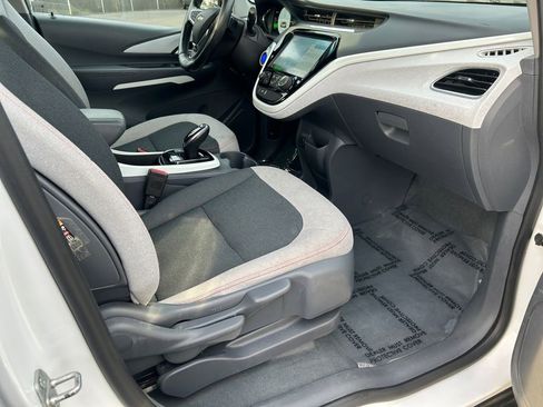 Used 2021 Chevrolet Bolt LT image 26