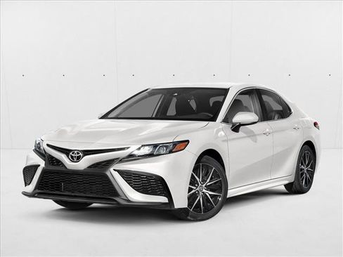 Used 2023 Toyota Camry SE w/ Audio Upgrade Package FWD image 1