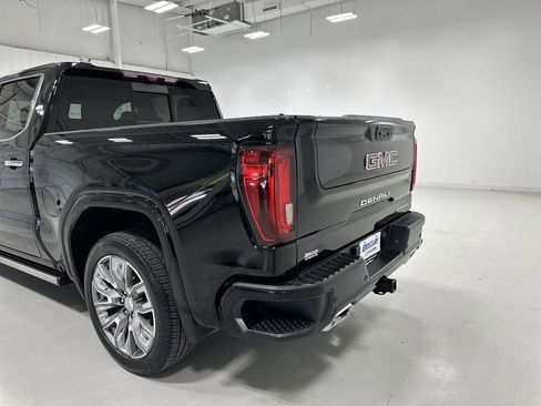 Used 2023 GMC Sierra 1500 Denali w/ Denali Reserve Package AWD/4WD image 14