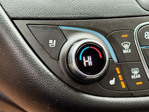 Used 2016 Chevrolet Malibu Premier w/ Driver Confidence Package II image 22