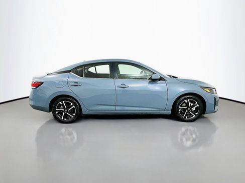 Used 2024 Nissan Sentra SV FWD image 4
