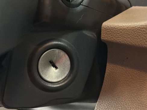 Used 2010 Dodge Caliber Mainstreet image 24