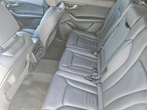 Used 2022 Audi Q7 2.0T Premium w/ Convenience Package image 31