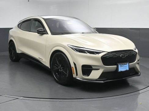 Certified 2025 Ford Mustang Mach-E GT AWD/4WD image 1