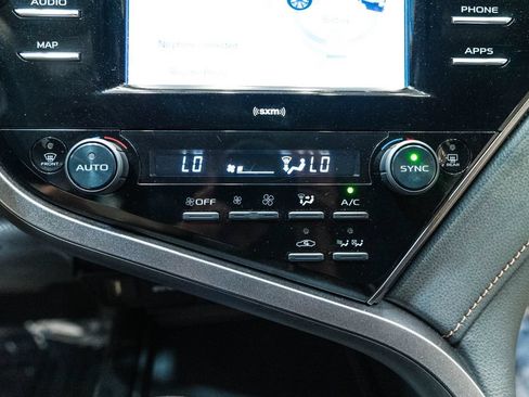 Certified 2020 Toyota Camry LE FWD image 26