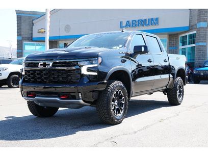 New 2026 Chevrolet Silverado 1500 ZR2 w/ LPO, Dark Essentials Package